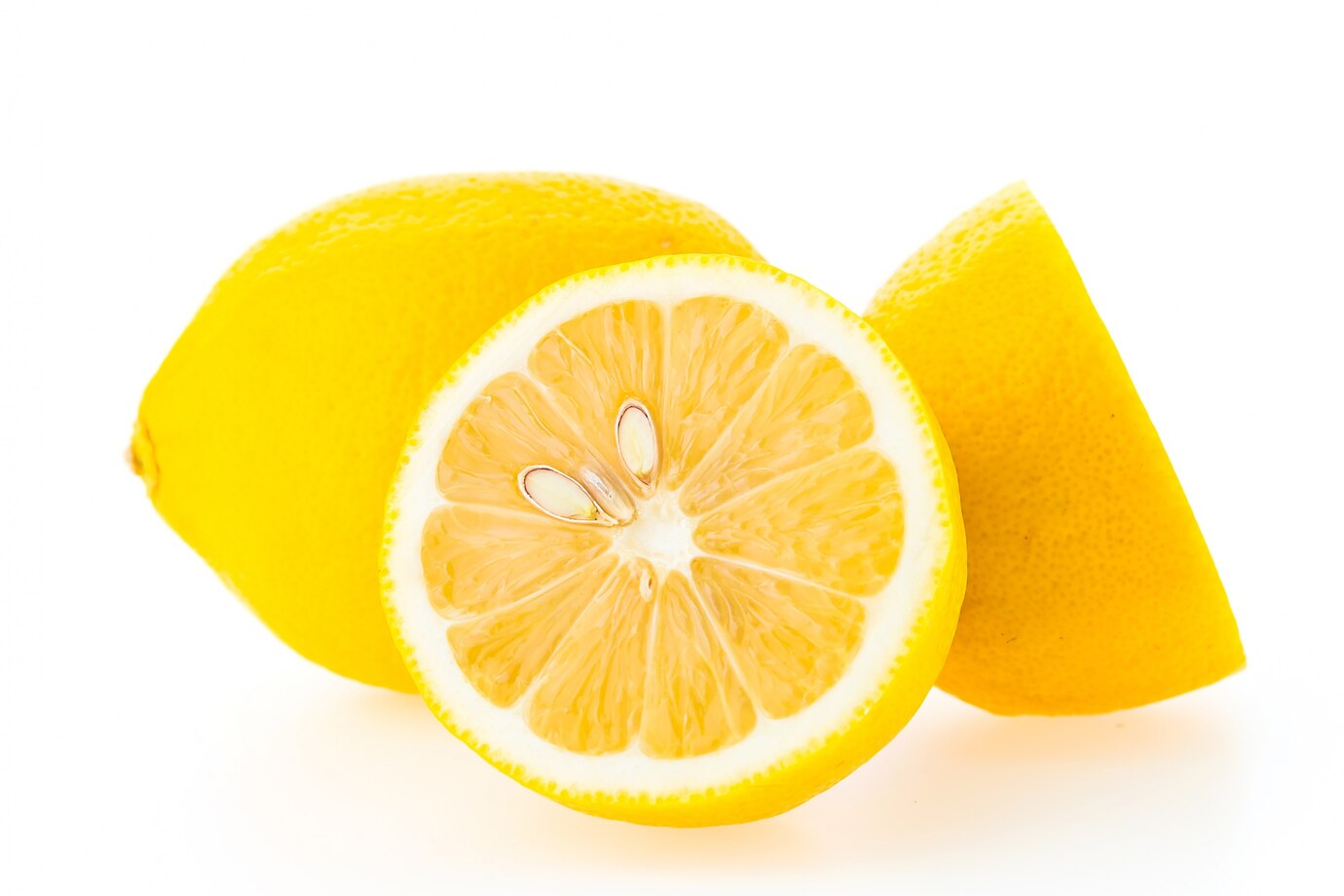 8 Lemon Substitutes You Can Use in the Kitchen